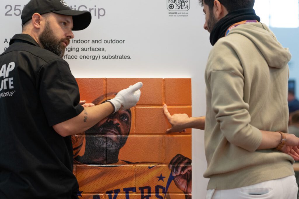 ImagePerfect™ iD7 White Satin MultiGrip – do aplikacji na wymagające powierzchnie